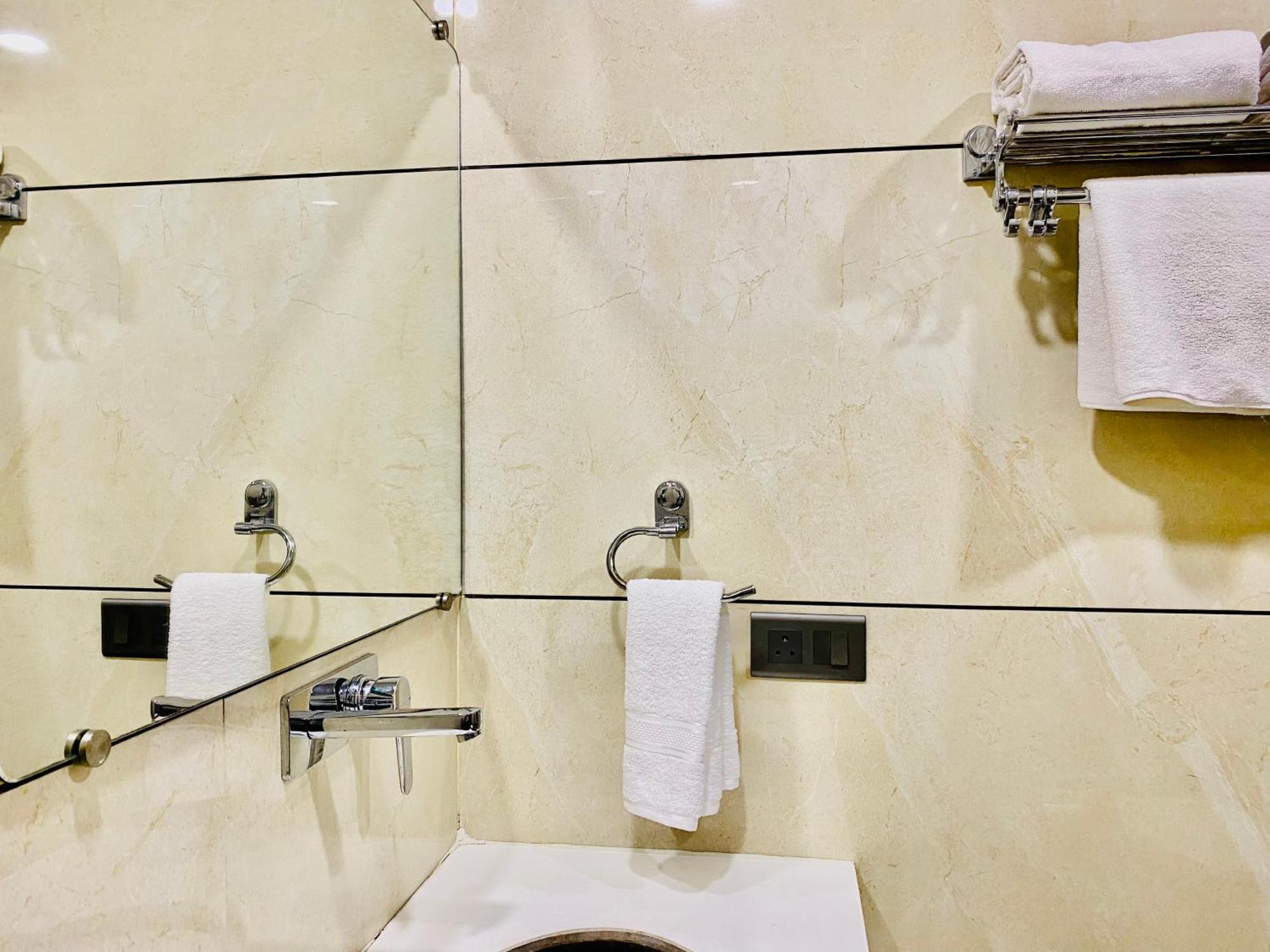 Hotel White House Walking Distance From Golden Temple- With Parking Amritsar Luaran gambar